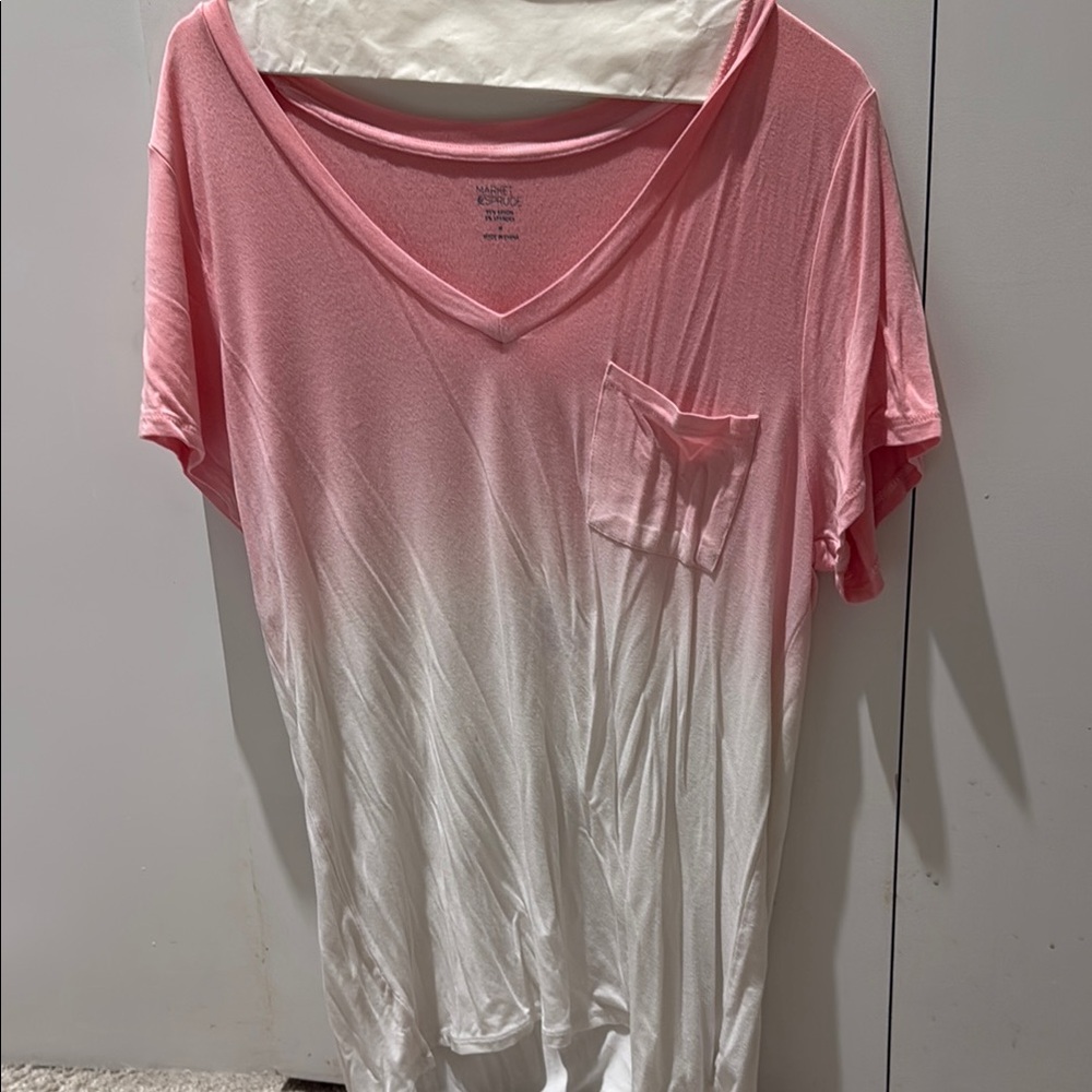 Market & Spruce Pink and White V-Neck Short Sleeve Tee